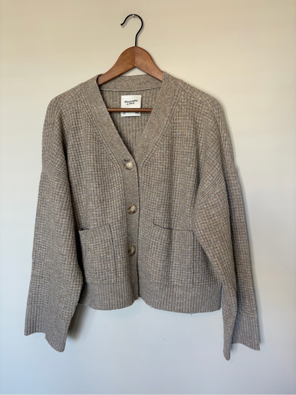 Abercrombie & Fitch Taupe waffle Knit sweater Button-Front Cardigan M